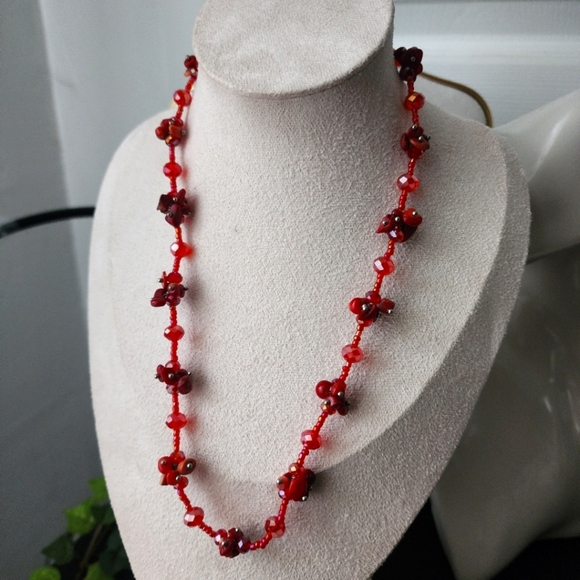 Red Glass Bead Necklace with Earrings Set - Picture 4 of 6